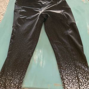 Workout pants never worn